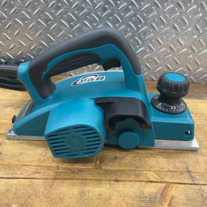 ☆マキタ(makita) 電気カンナ KP0800ASP 替刃式【所沢店】