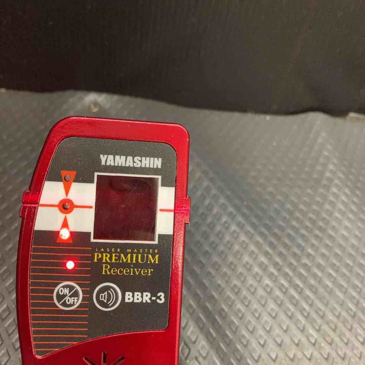 ◇山真製鋸(YAMASHIN) レーザー墨出し器 マスタープレミアム  PM-6 KiRa 受光器【鴻巣店】