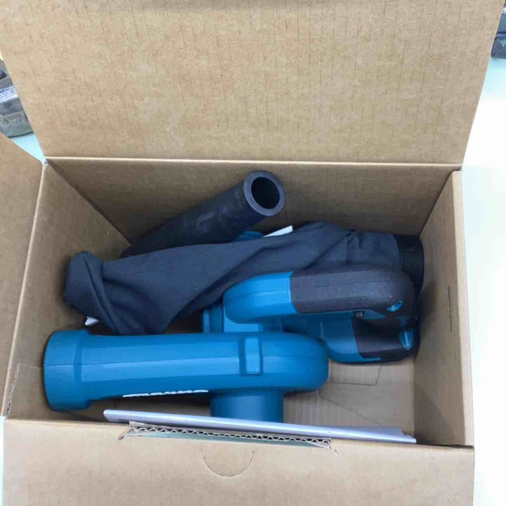★マキタ(makita) コードレスブロワ UB185DZ【越谷店】