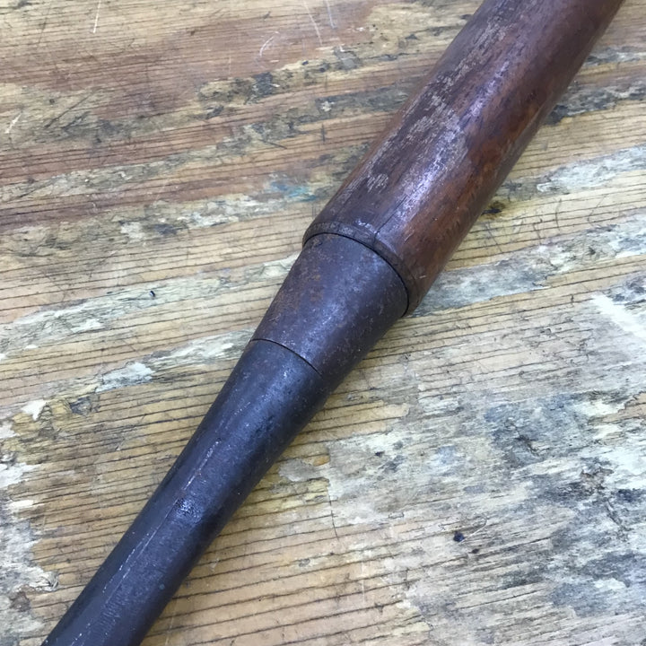 【現状品 】　「菊弘丸」銘 突き鑿 のみ 刃幅約42mm さびあり【柏店】