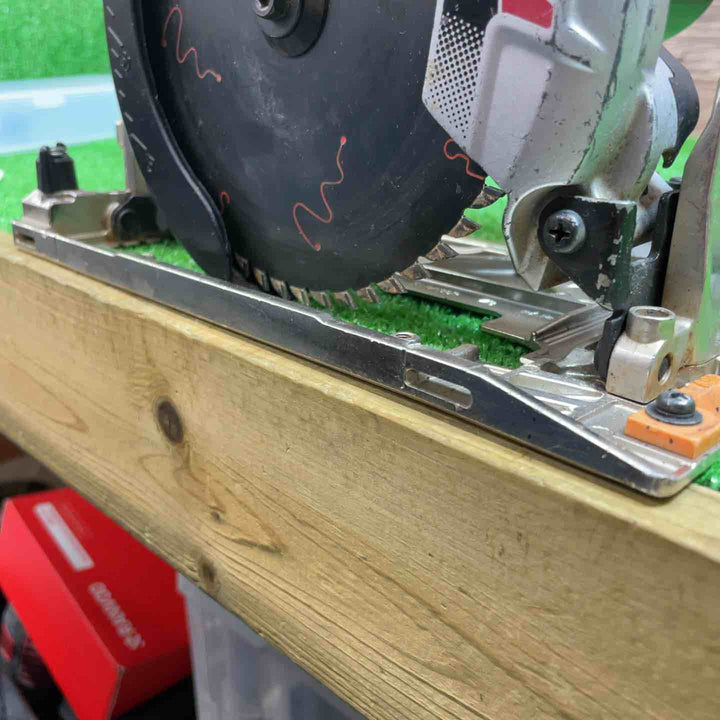 マキタ(makita) コードレス丸のこ HS631DZB【桶川店】