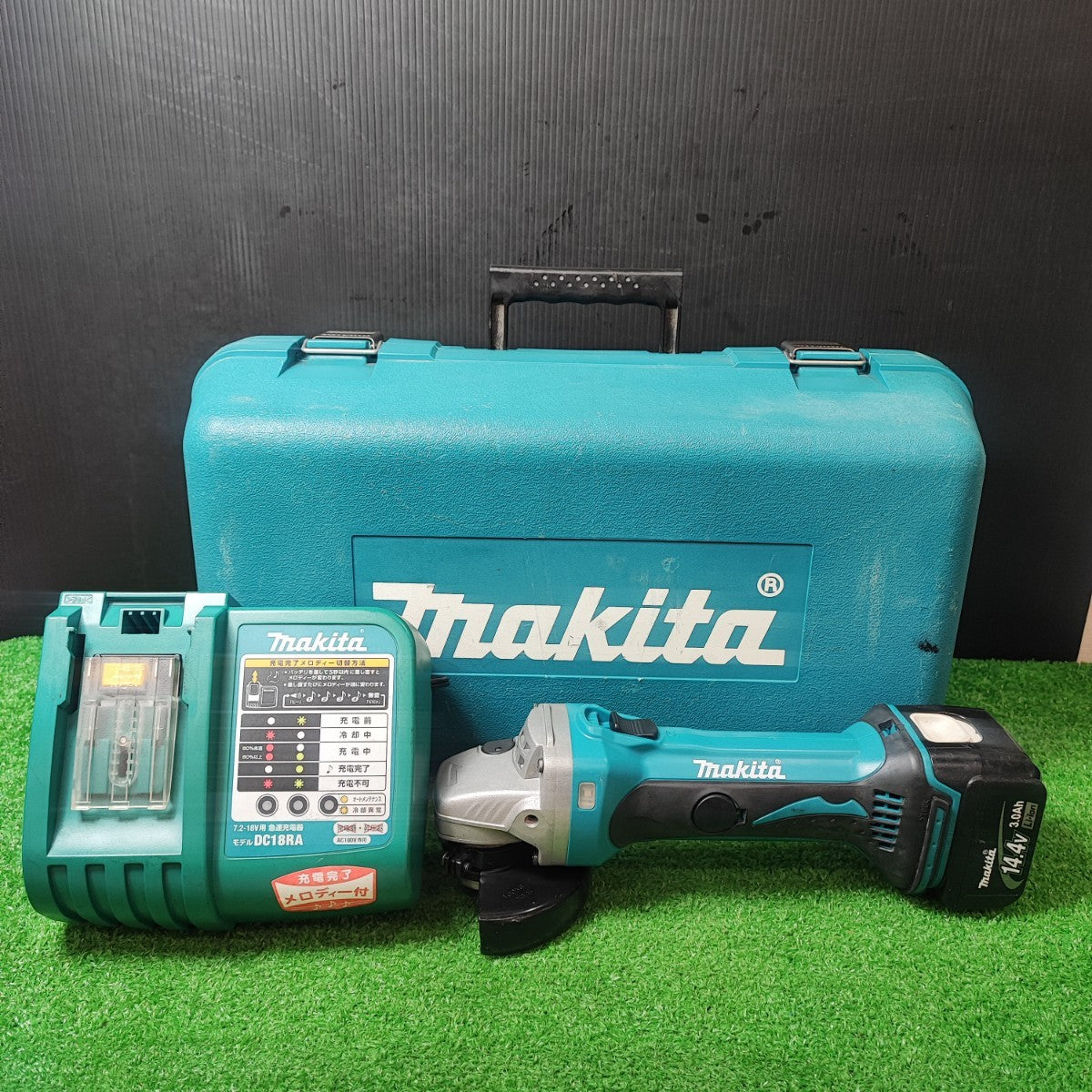 ☆マキタ(makita) 100mmコードレスディスクグラインダー GA400DRF【岩槻店】