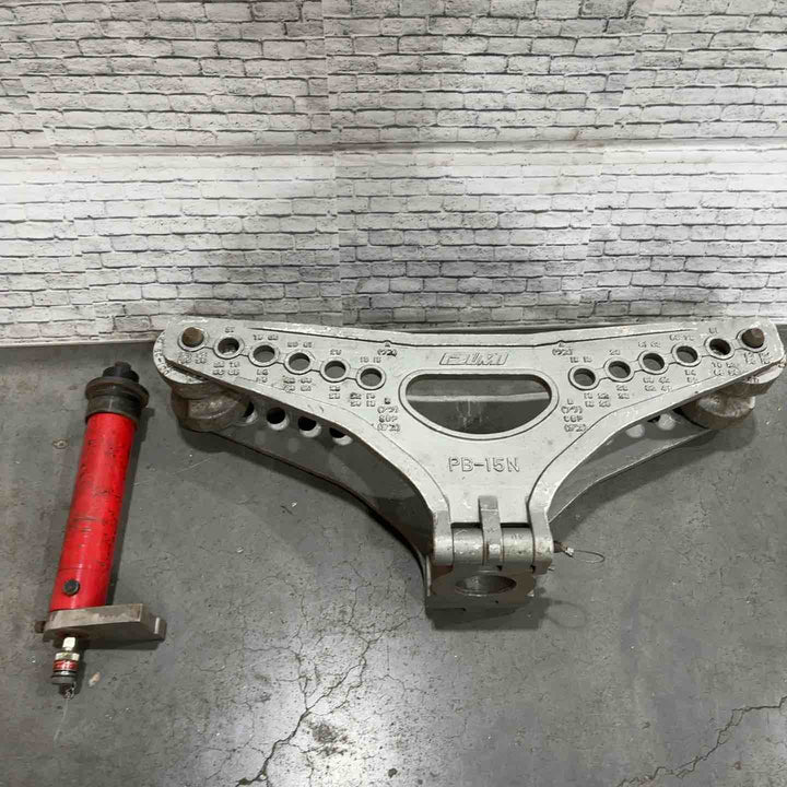 【店頭受取り限定】◇泉精器(IZUMI) 油圧式パイプベンダー PB-15N【川口店】