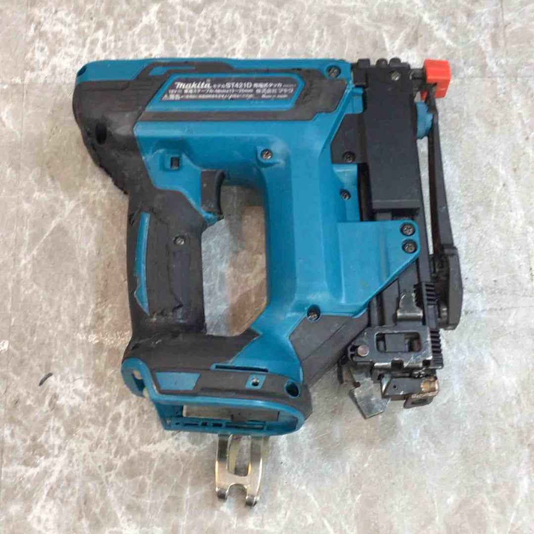 ★マキタ(makita) コードレスタッカー ST421DZK【八潮店】