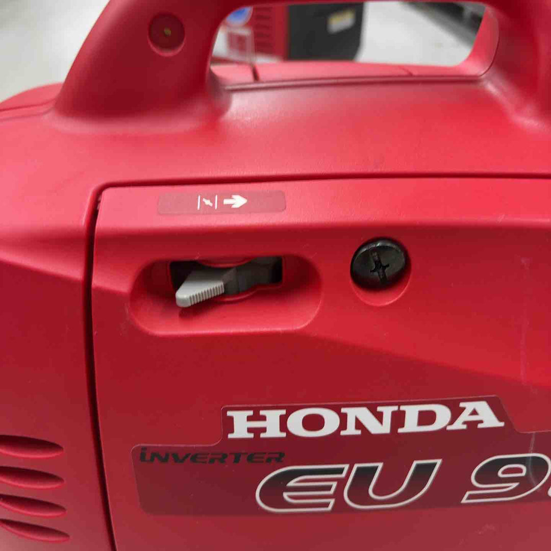 ★ホンダ(HONDA) 発電機 EU9i【八潮店】