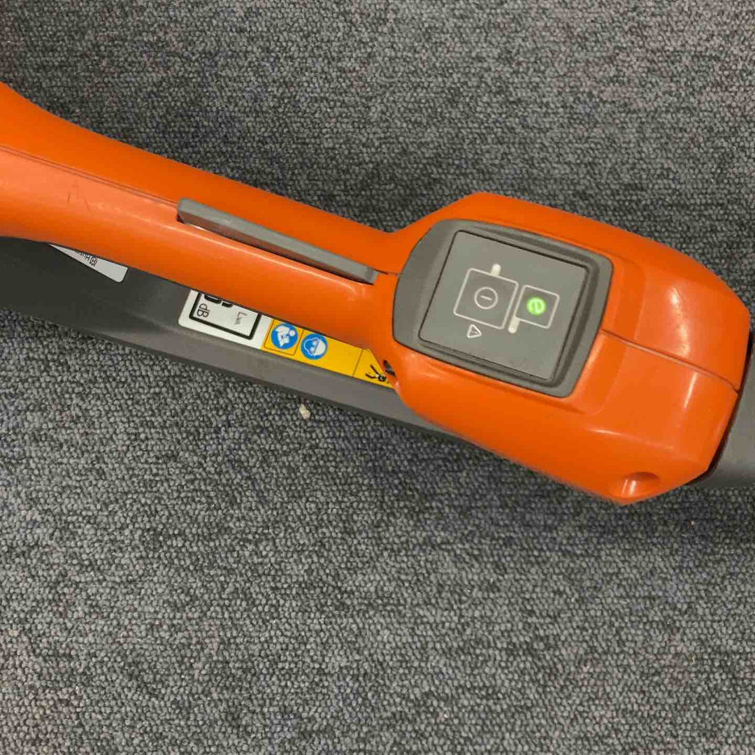 【店頭受取り限定】ハスクバーナ ヘッジトリマ 520iHE3 本体のみ【柏店】