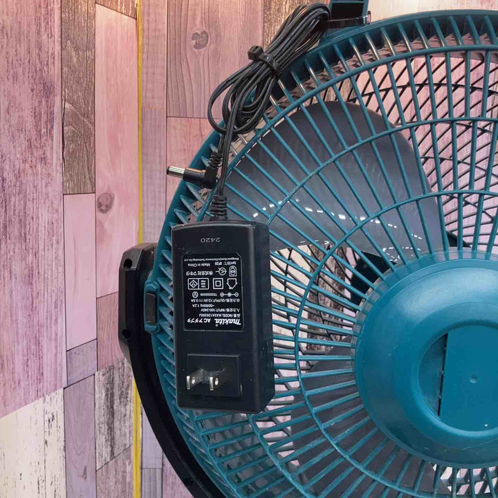 【中古品】マキタ makita 18V/14.4V 100V コードレスファン CF301DZ 本体のみ ACアダプタ付き【八潮店】