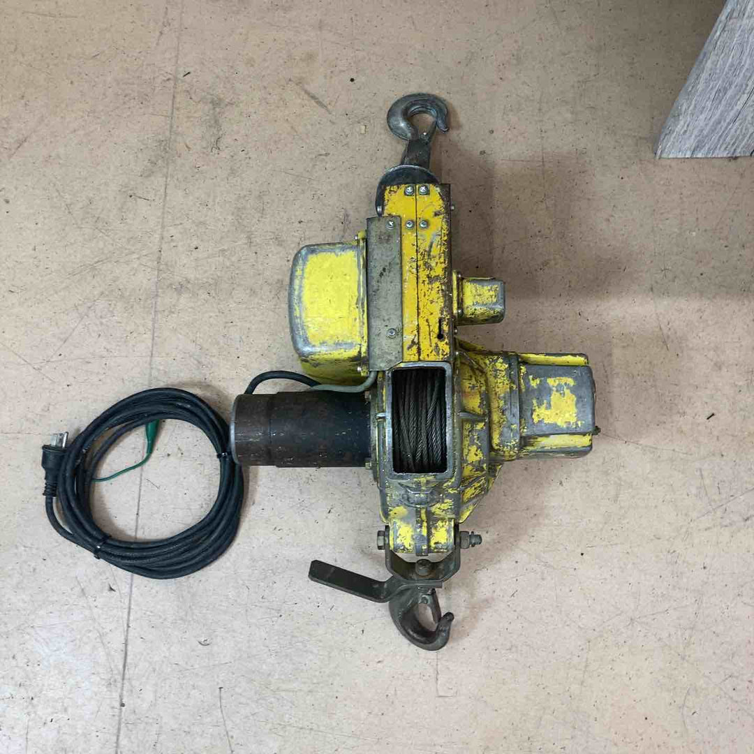 【中古品/店頭受取り限定】トーヨーコーケン(TKK) 微速付ベビーホイスト BH-800T 電動ウインチ(ワイヤー)【東大和店】