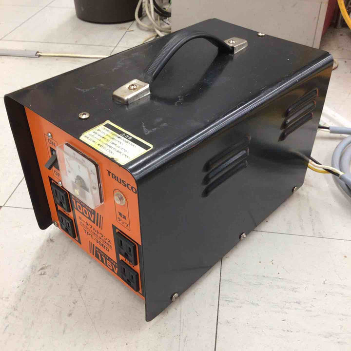 【中古品】 トラスコ/TRUSCO ポータブルトランス TPT-30BD 【鴻巣店】