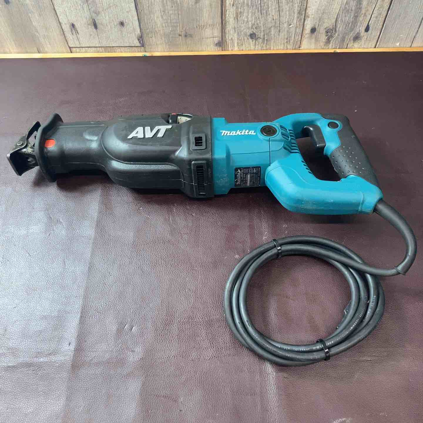 中古品● マキタ　レシプロソー　JR3070CT 中古品】 マキタ(makita) レシプロソー JR3070CT セーバーソー 【東大