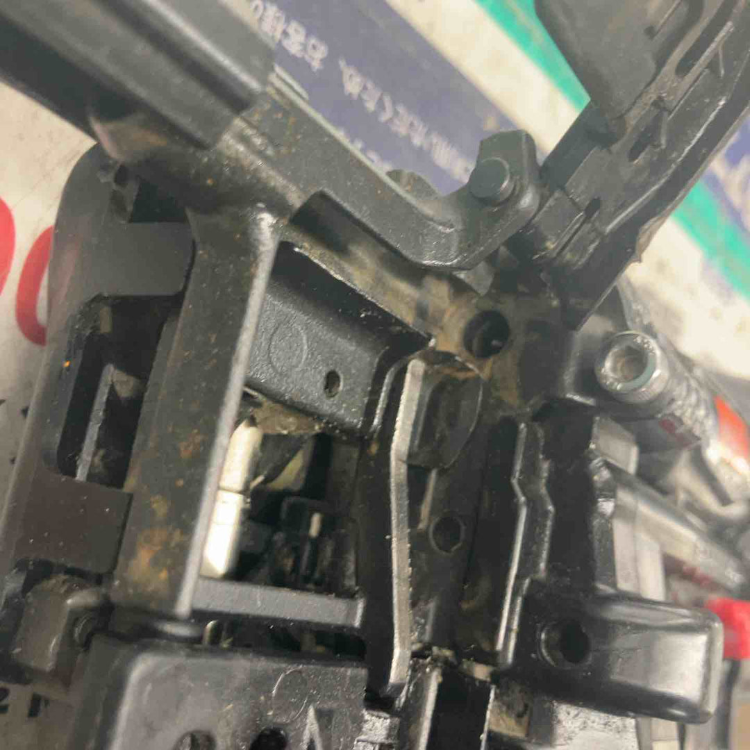 ◇マックス(MAX) 高圧エアネジ打ち機 HV-R41G4 限定色ブラック【戸田店】