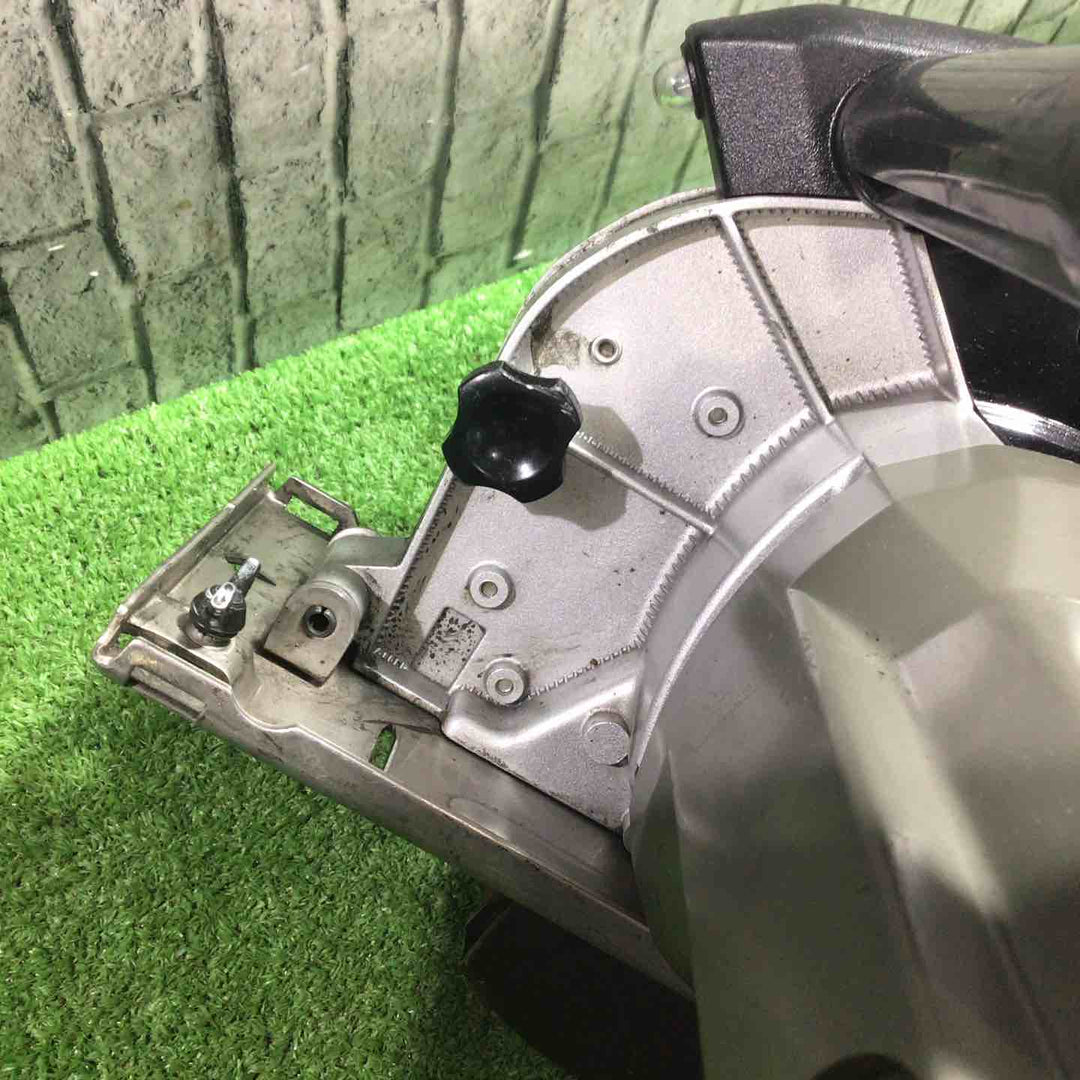 ◇新ダイワ(Shindaiwa) 180mm 防塵カッター B18N2-F (B18NII) チップソーカッター【川口店】