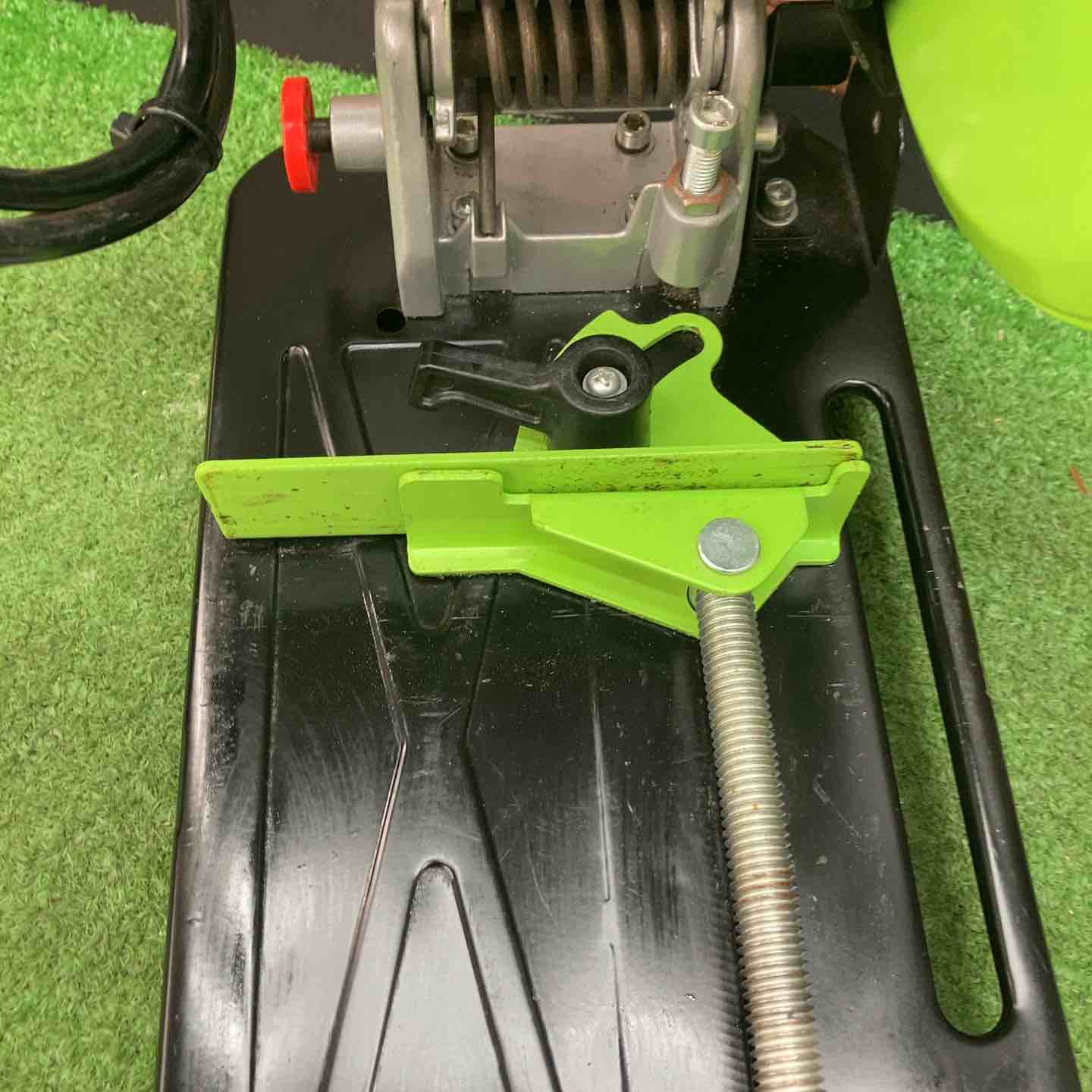 【値下げ特価品】【中古】イクラ　切断機　ISK-CTC185　チップソー外径　185ｍｍ【ハンズクラフト熊本けやき通り店】 育良精機(IKURA) 185mmサーメントチップソーカッター ISK-CTC185【川越