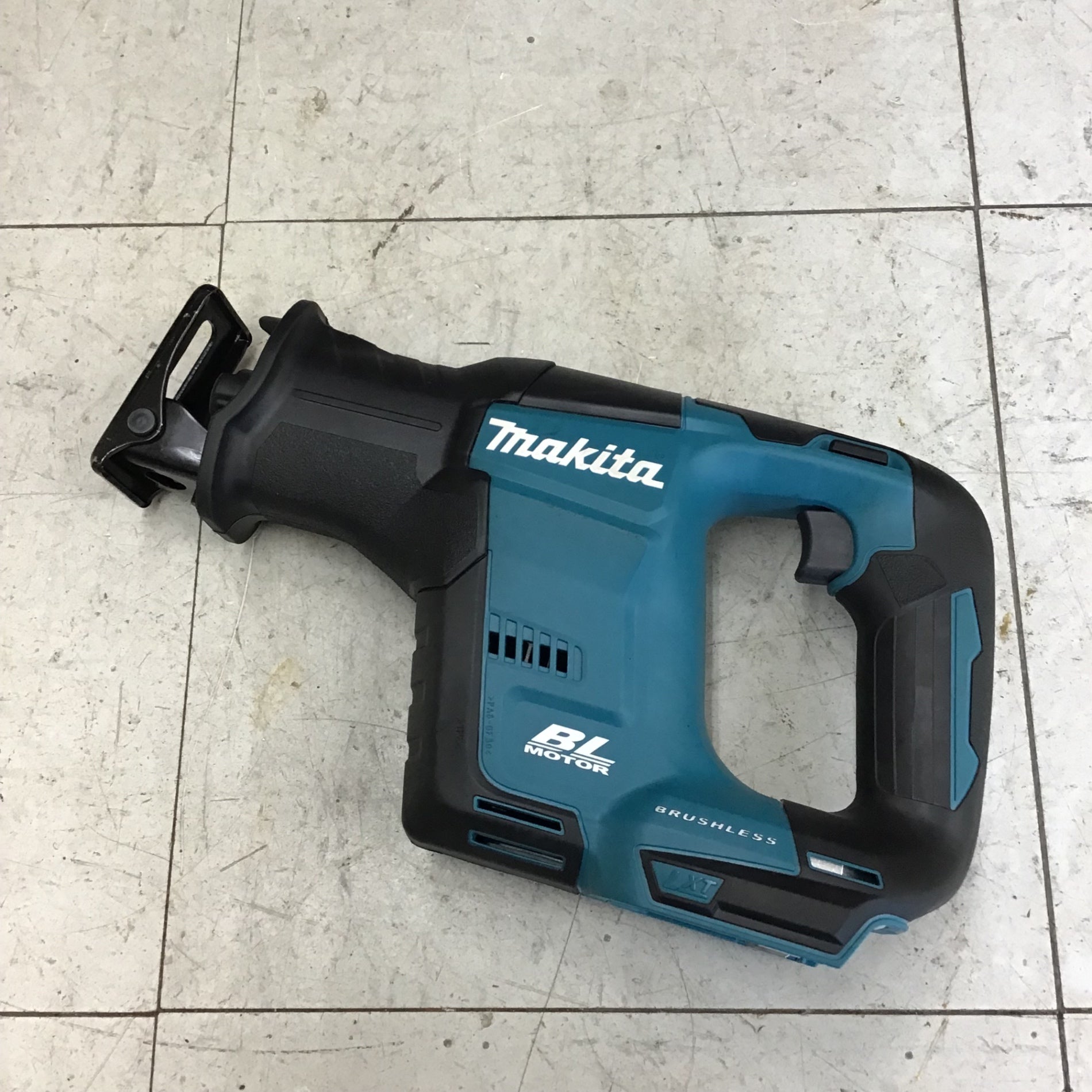 【引取限定】【中古】 マキタ JR188DZK レシプロソー 18V 【ハンズクラフト宮崎新名爪店】 中古美品】◎メンテ済み◎ マキタ/makita コードレスレシプロソー