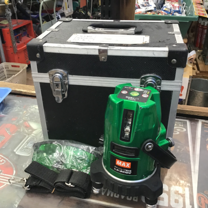 〇MAX グリーンレーザー墨出し器 LA-301DG【草加店】