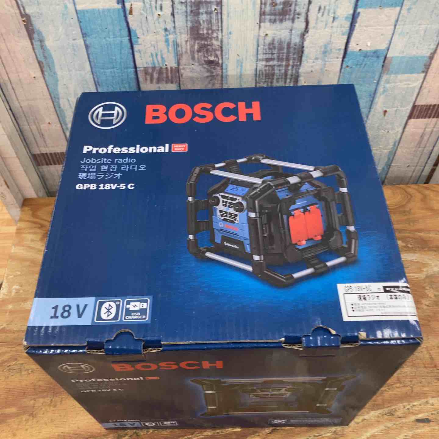Bosch Professional(ボッシュ) 18V Bluetooth FM AUX現場ラジオ GPB18V