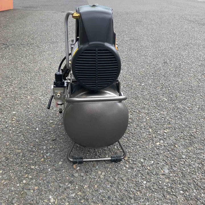 ◇日立産機(HITACHI) ベビコン 0.2LE-8S 常圧エアコンプレッサ【川崎店】