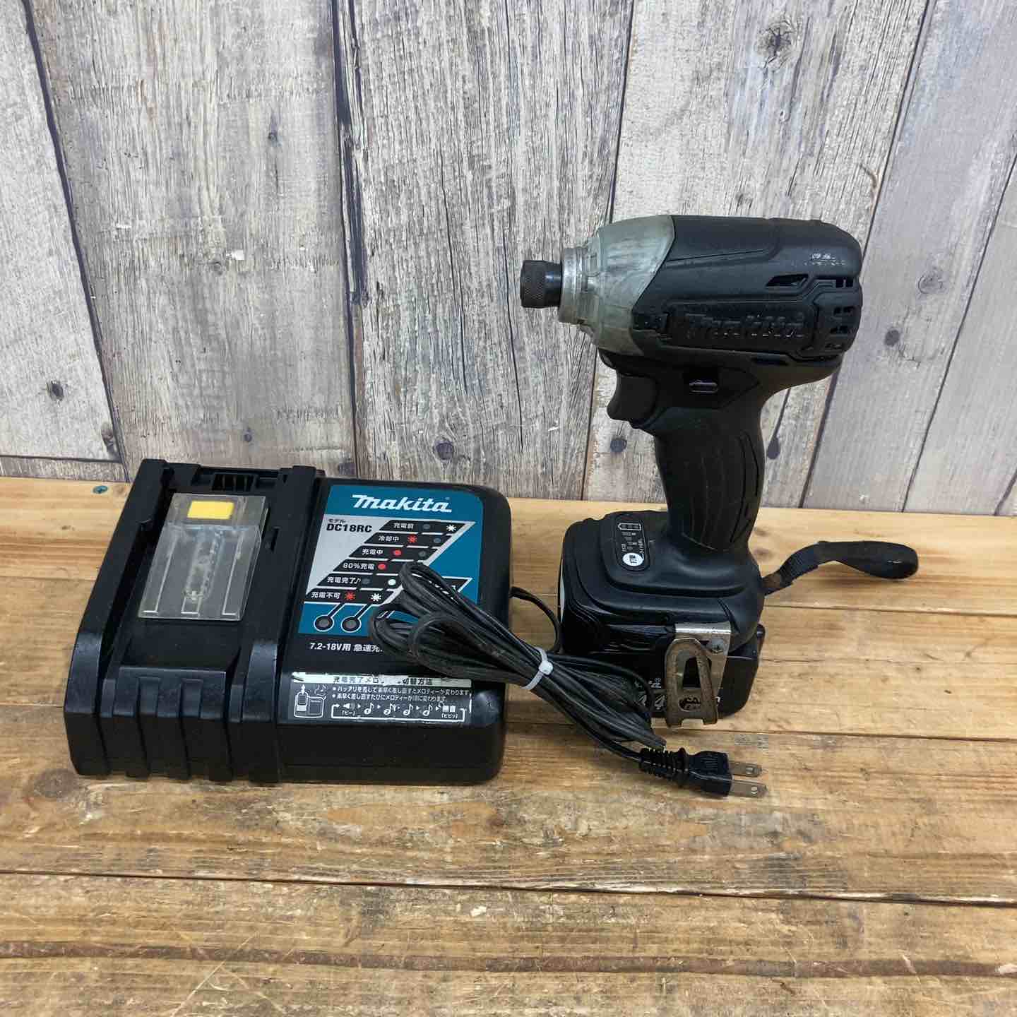 マキタ(makita) コードレスインパクトドライバー TD136DRFXB マキタ(makita) コードレスインパクトドライバー TD136DRFXB