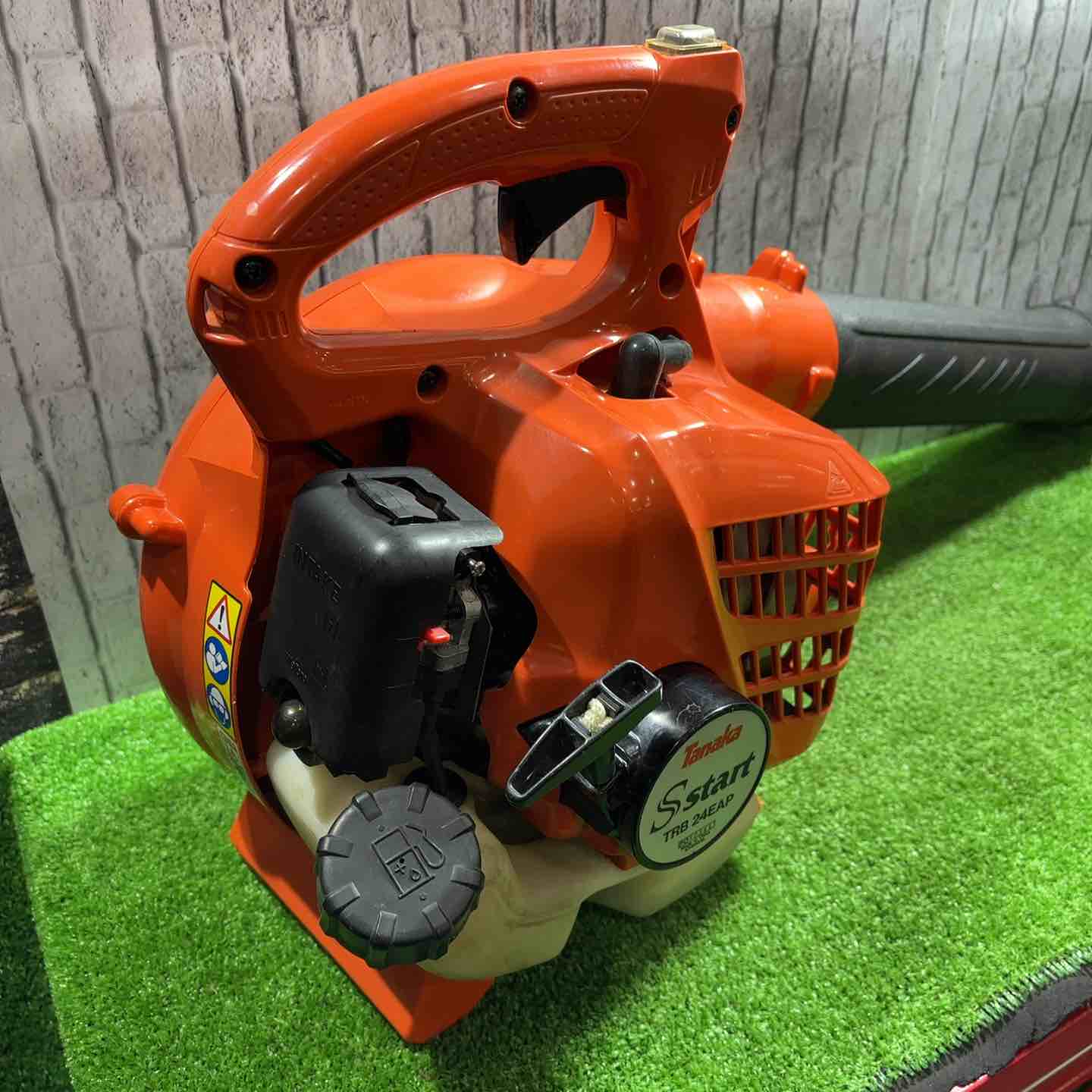 ♪Tanaka/タナカ エンジンブロワ TRB24EAP 送風機♪ Amazon.co.jp: タナカ(Tanaka) エンジンブロワー23.9cc : DIY・工具