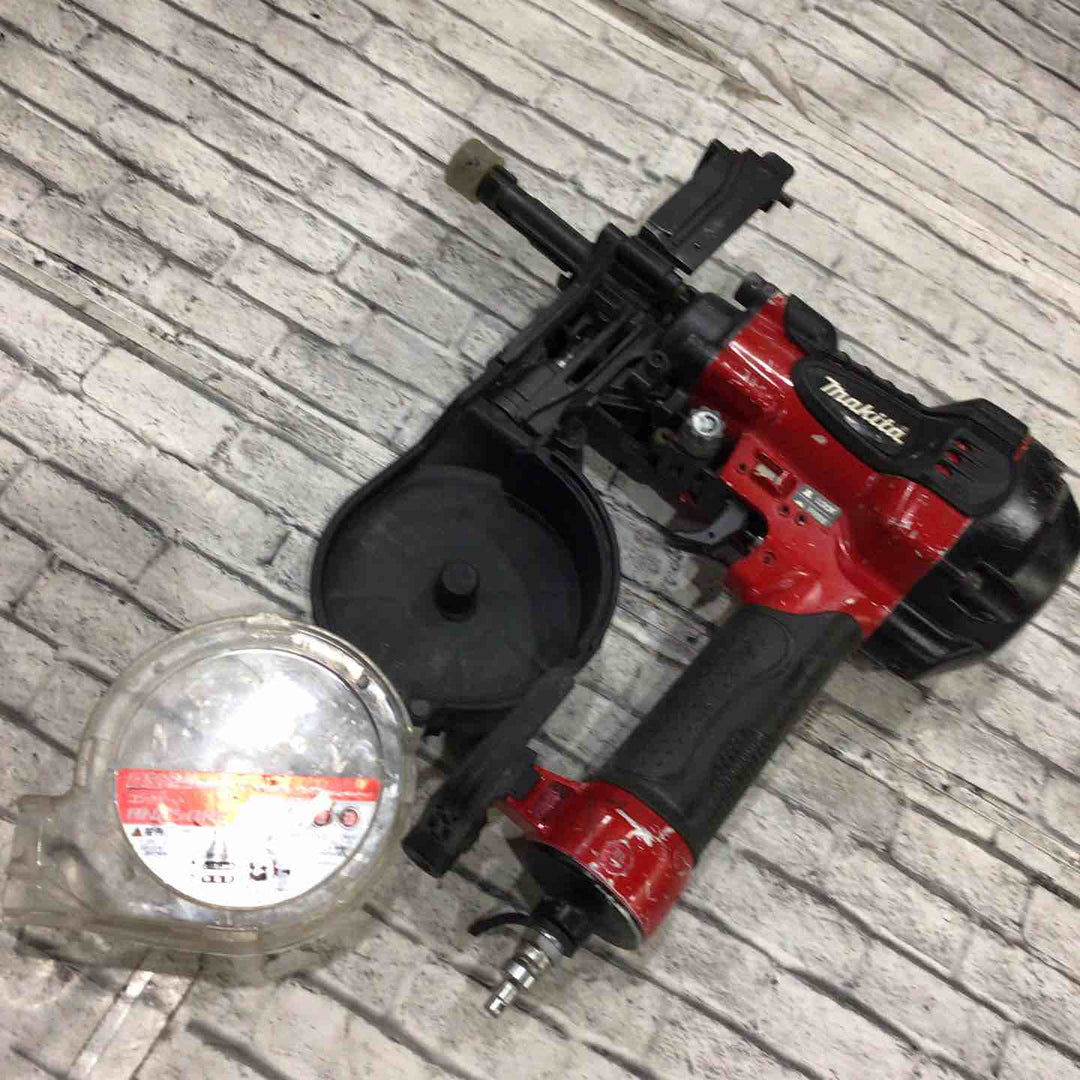 ★マキタ(makita) 高圧エア釘打ち機 AN250HC【川口店】