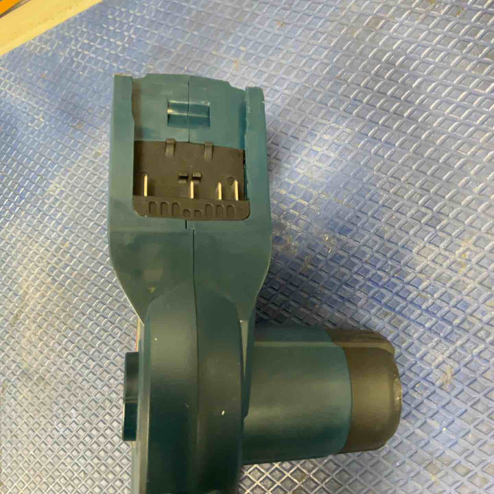 ボッシュ(BOSCH) 18V コードレスブロワ  GBL18V-120【草加店】
