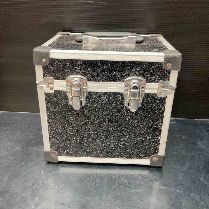 ◇山真製鋸(YAMASHIN) レーザー墨出し器 PM-4 矩・横【川越店】