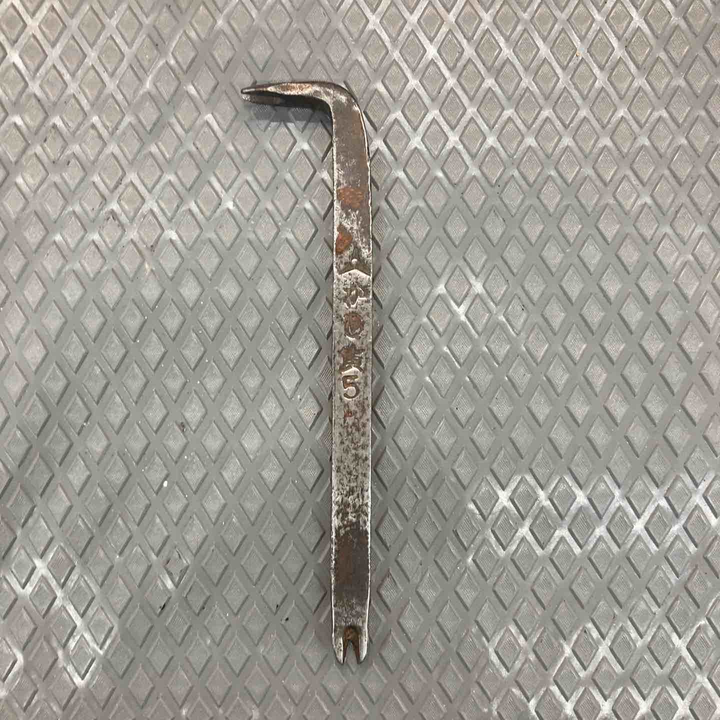 ◇かじ寅バール 約150mm【所沢店】 ◇かじ寅バール 約150mm【所沢店】 – アクトツールオンラインショップ