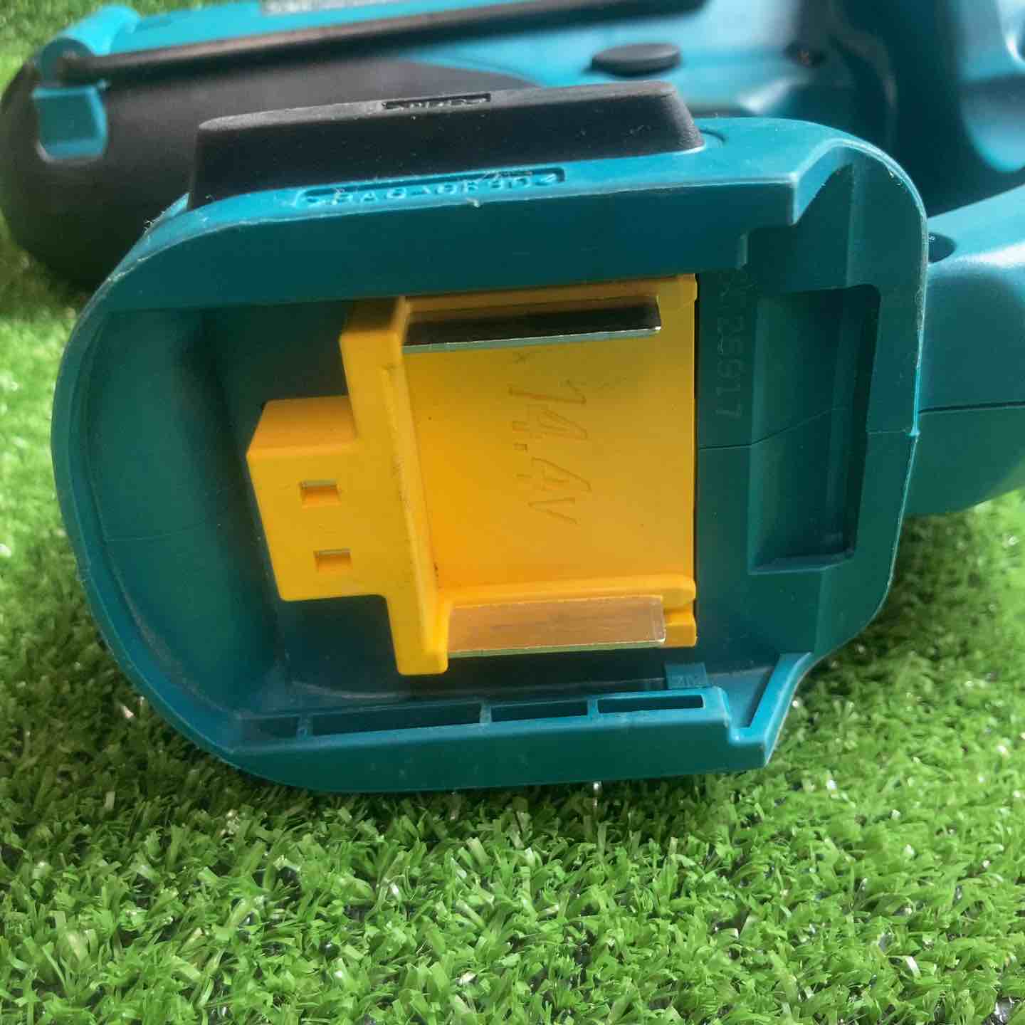 マキタ コードレス シャー ☆マキタ(makita) コードレス全ネジカッター SC101DZ【川崎店