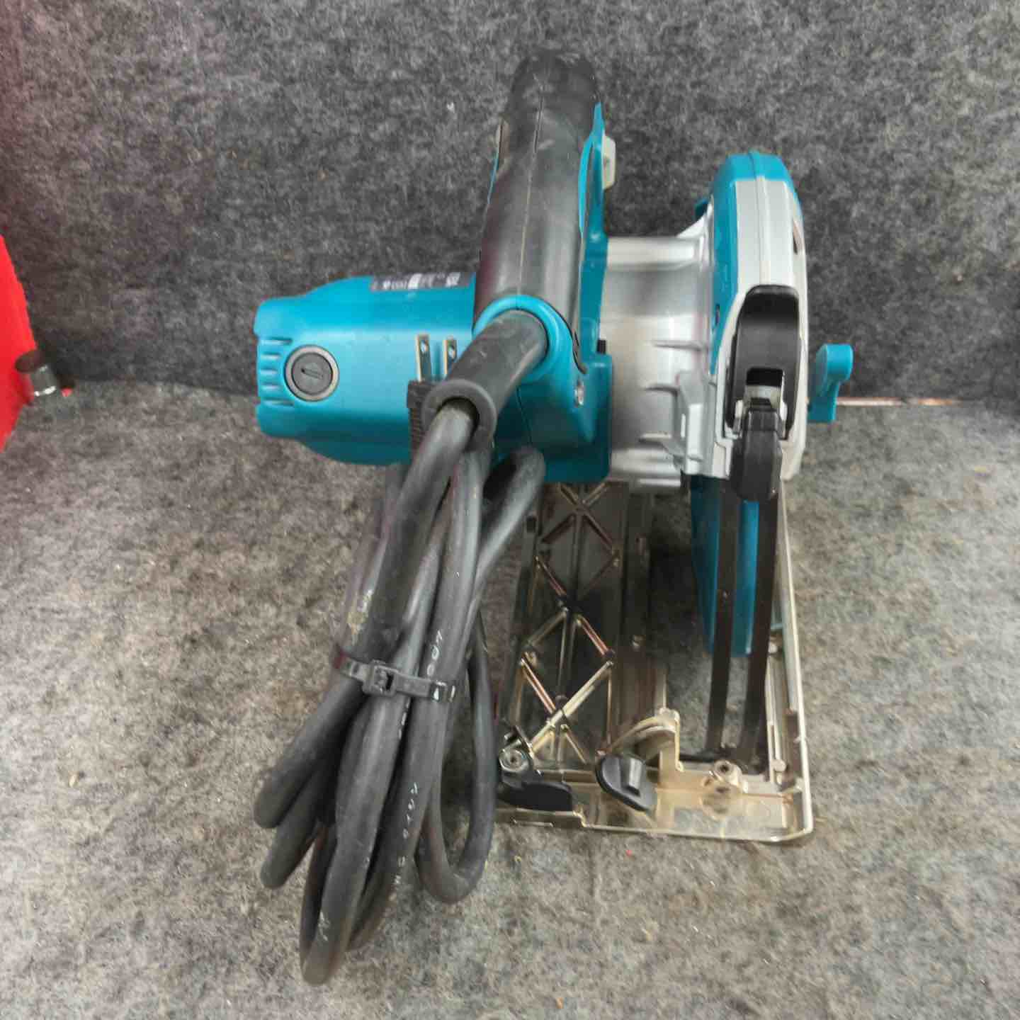 ☆マキタ(makita) 165mm電気マルノコ 5637BA【鴻巣店】 – アクトツール