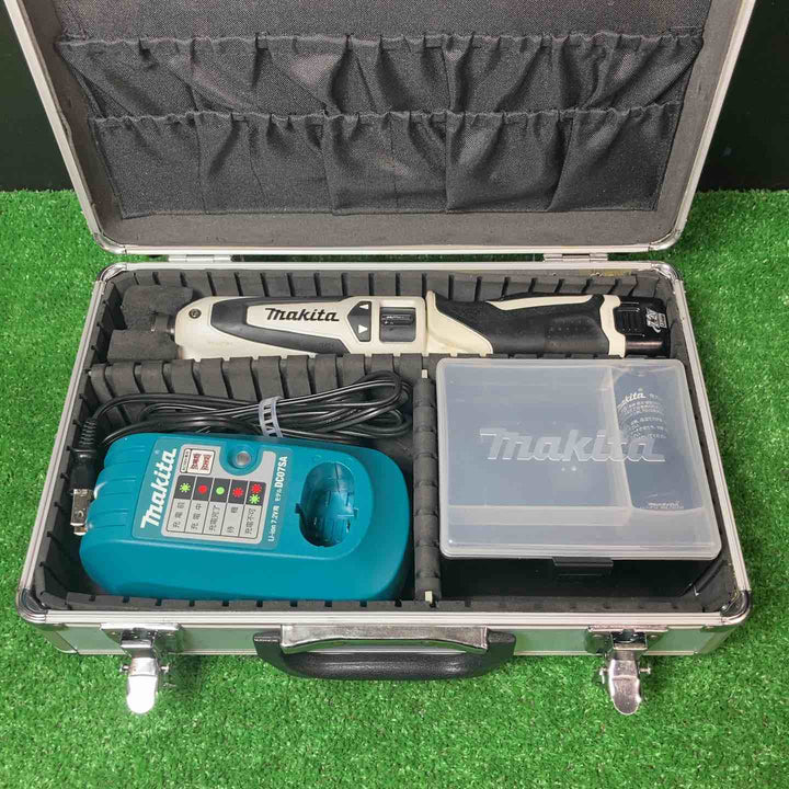 ☆マキタ(makita) コードレスペンインパクトドライバ TD021DSHSP【岩槻店】