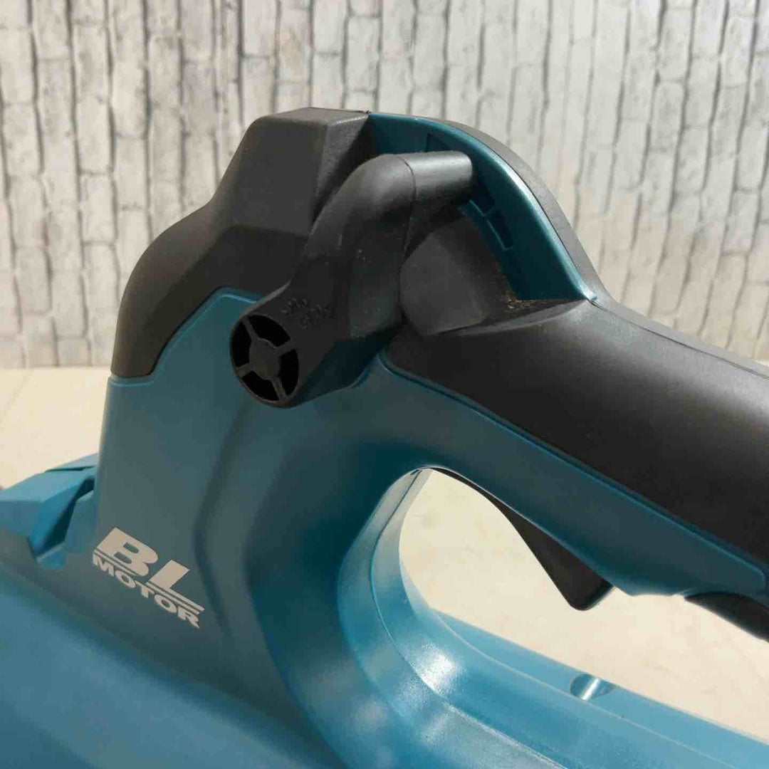 ★マキタ(makita) コードレスブロワ MUB184DZ(本体のみ)【川口店】