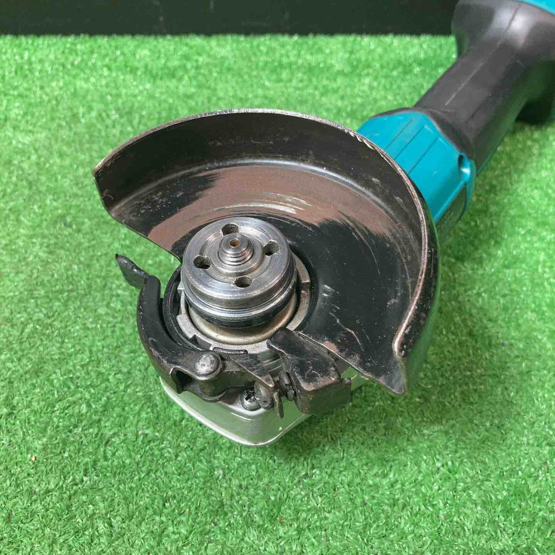 ◇マキタ(makita) 100mm コードレスディスクグラインダ GA403DZN (AG403DN)【岩槻店】