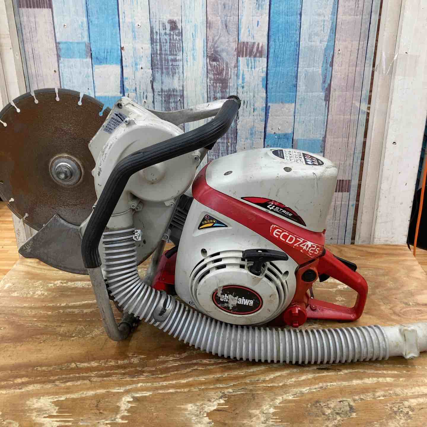 【中古】【動作OK】【店頭引取限定】エンジンカッター　新ダイワ　ＥＣＤ７４１２Ｓ　本体のみ 新ダイワ エンジンカッター ECD7412Sの中古 中古C傷汚れあり 《埼玉