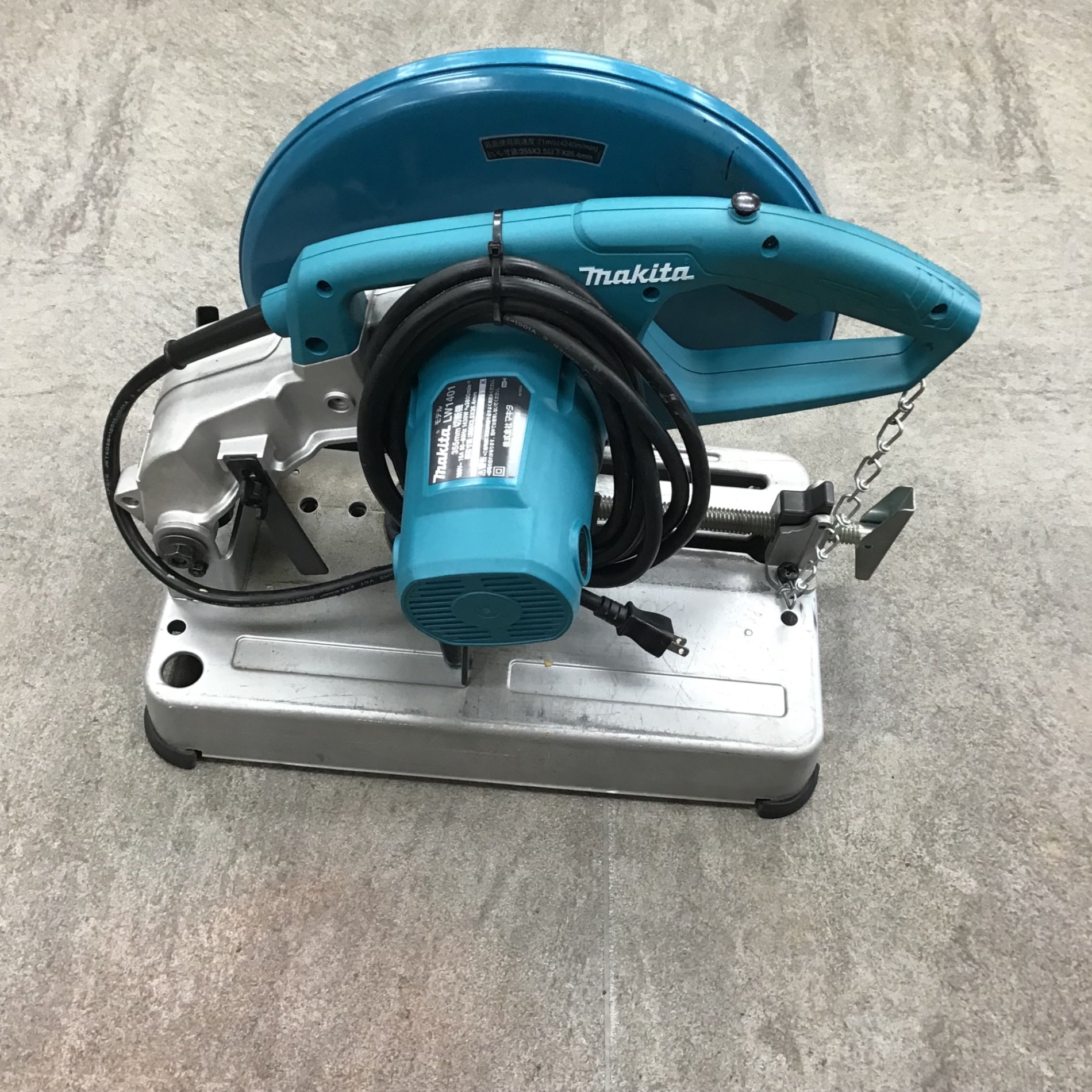 makita マキタ 12型チップソー切断機 モデル LC1200 電動工具(D3837twxY) makita マキタ 12型チップソー切断機 モデル LC1200 電動工具(D3837twxY)