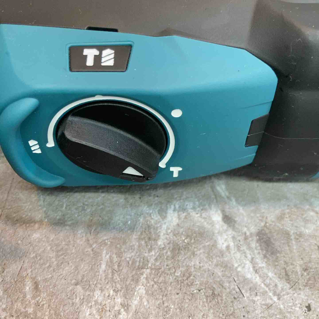 【未使用品】マキタ makita 26mm ハンマドリル HR2631F ケース汚れあり 取説なし【八潮店】
