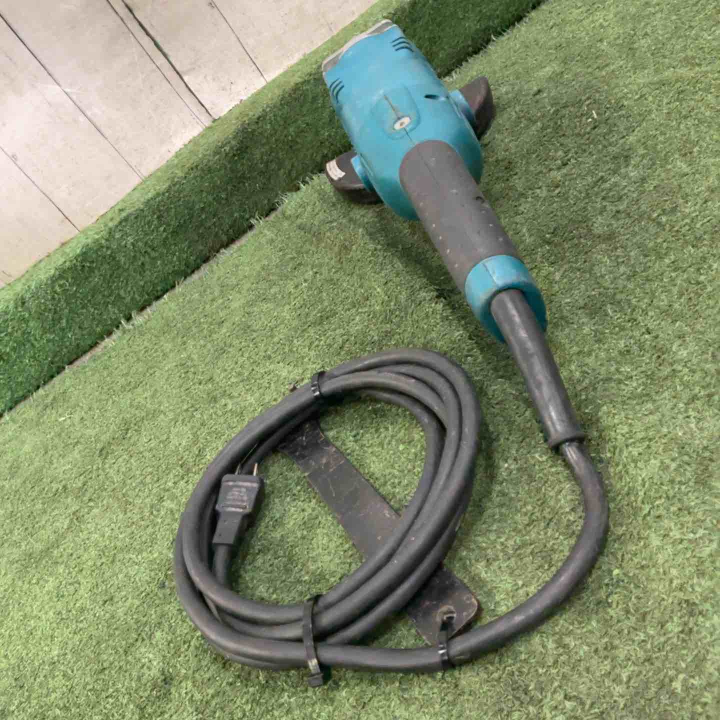 ☆マキタ(makita) 150mm電子ディスクグラインダ GA6021C 動作確認済