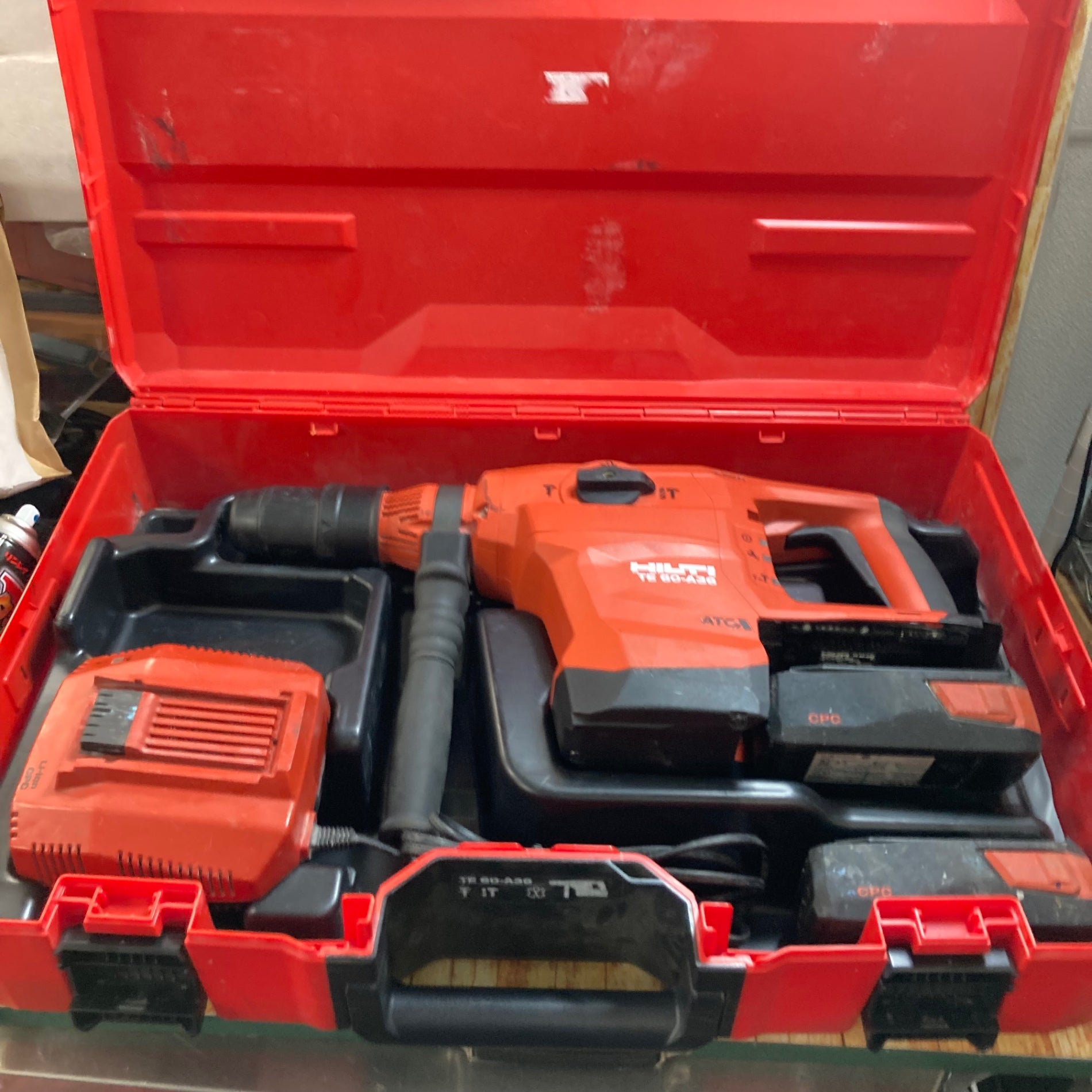 ヒルティーTE60A36 339様専用 ヒルティ(Hilti) 充電式ロータリー ヒルティーTE60A36 339様専用 ヒルティ(Hilti) 充電式ロータリー