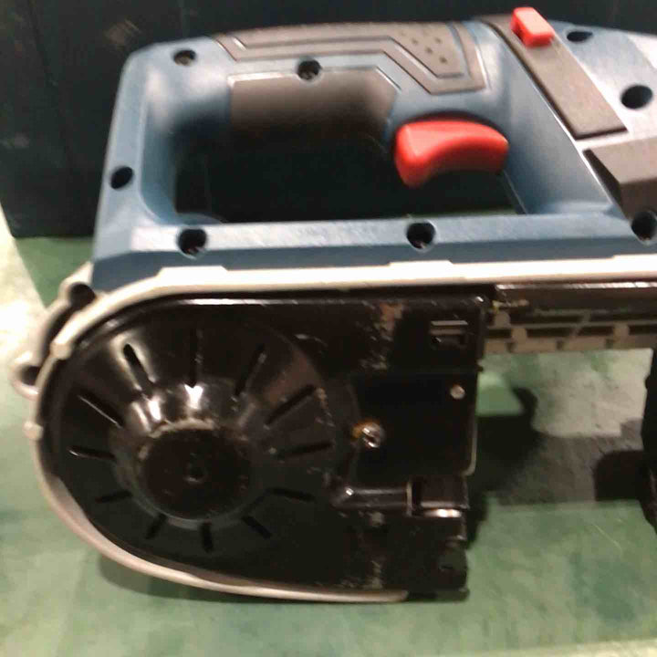 ◇ボッシュ(BOSCH) 18Vバッテリーバンドソー〔GCB18V-LI〕【川口店】