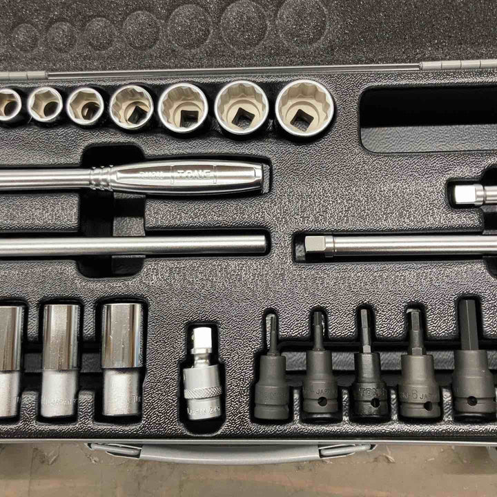 ◇トネ(TONE) ミックスソケットレンチセット 差込角9.5mm(3/8") MX300 内容27点 シルバー【戸田店】