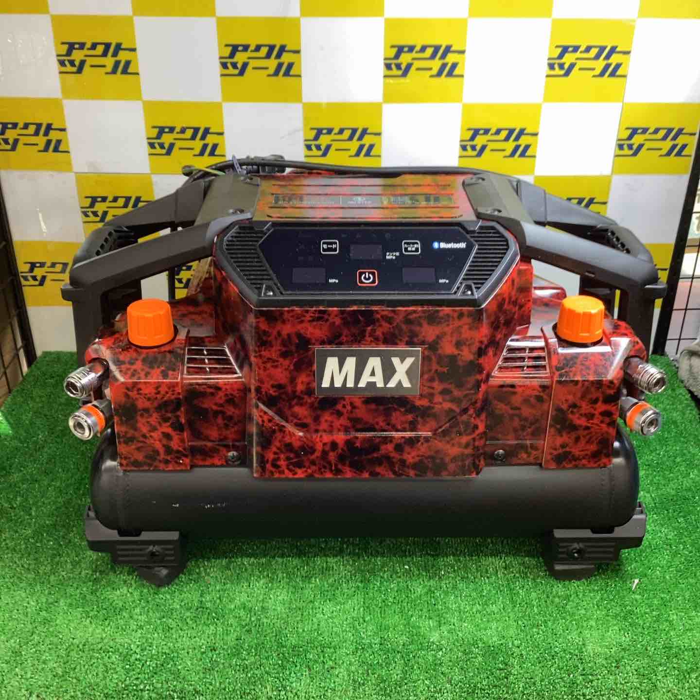 ★マックス(MAX) 高圧専用エアコンプレッサー AK-HH1310E_ジュラシックレッド【越谷店】 ☆マックス(MAX) 高圧専用エアコンプレッサー AK-HH1310E_ジュラシック