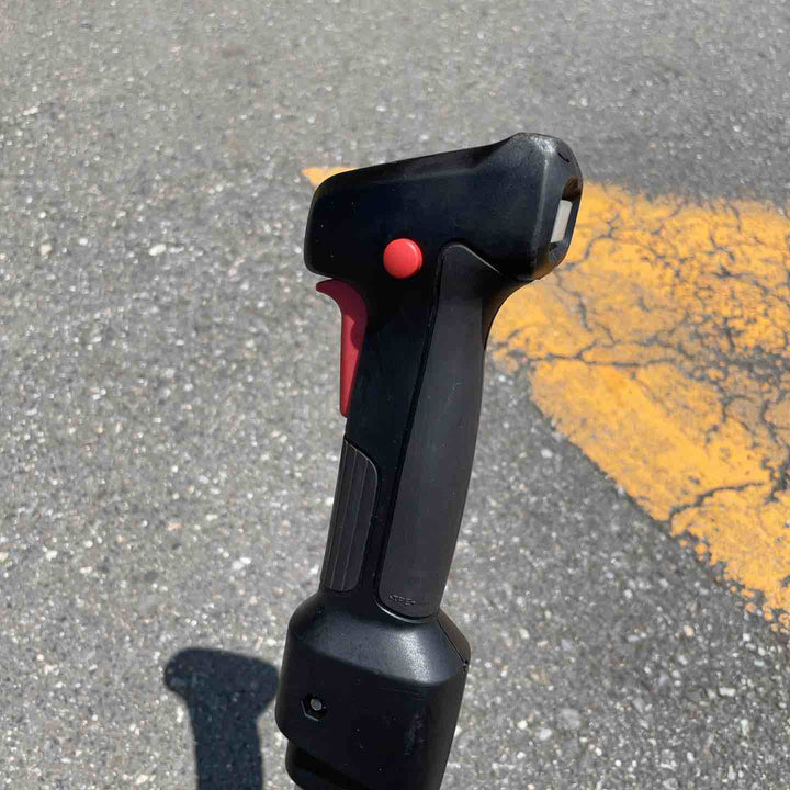 【店頭受取り限定】マキタ(makita) 18V充電式草刈機  MUR183UDZ 本体のみ【桶川店】