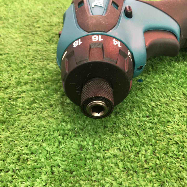 ☆マキタ(makita) コードレスドリルドライバー DF030DWX【草加店】
