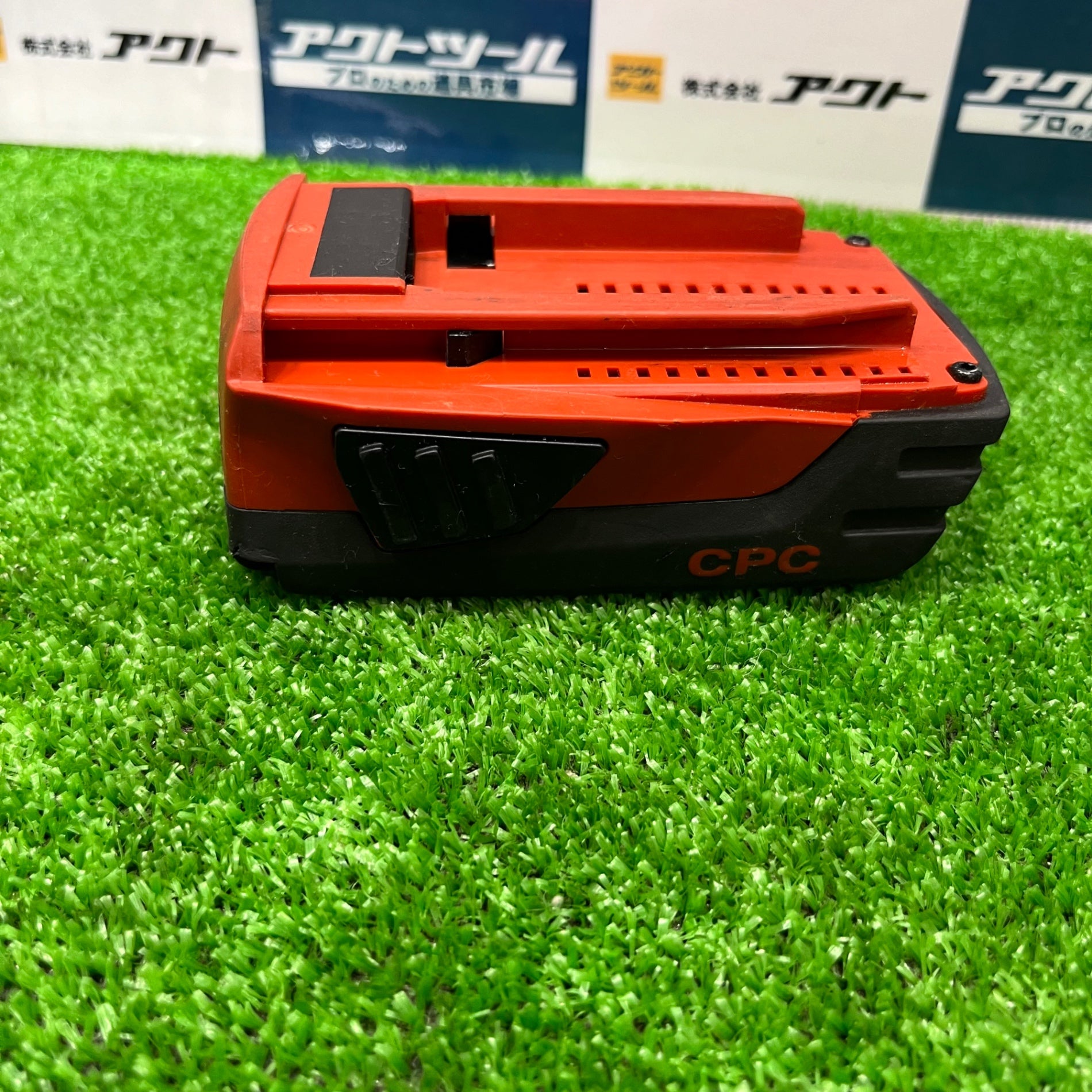 ☆ヒルティ(Hilti) リチウムイオンバッテリー B22 2.6 22V/2.6Ah