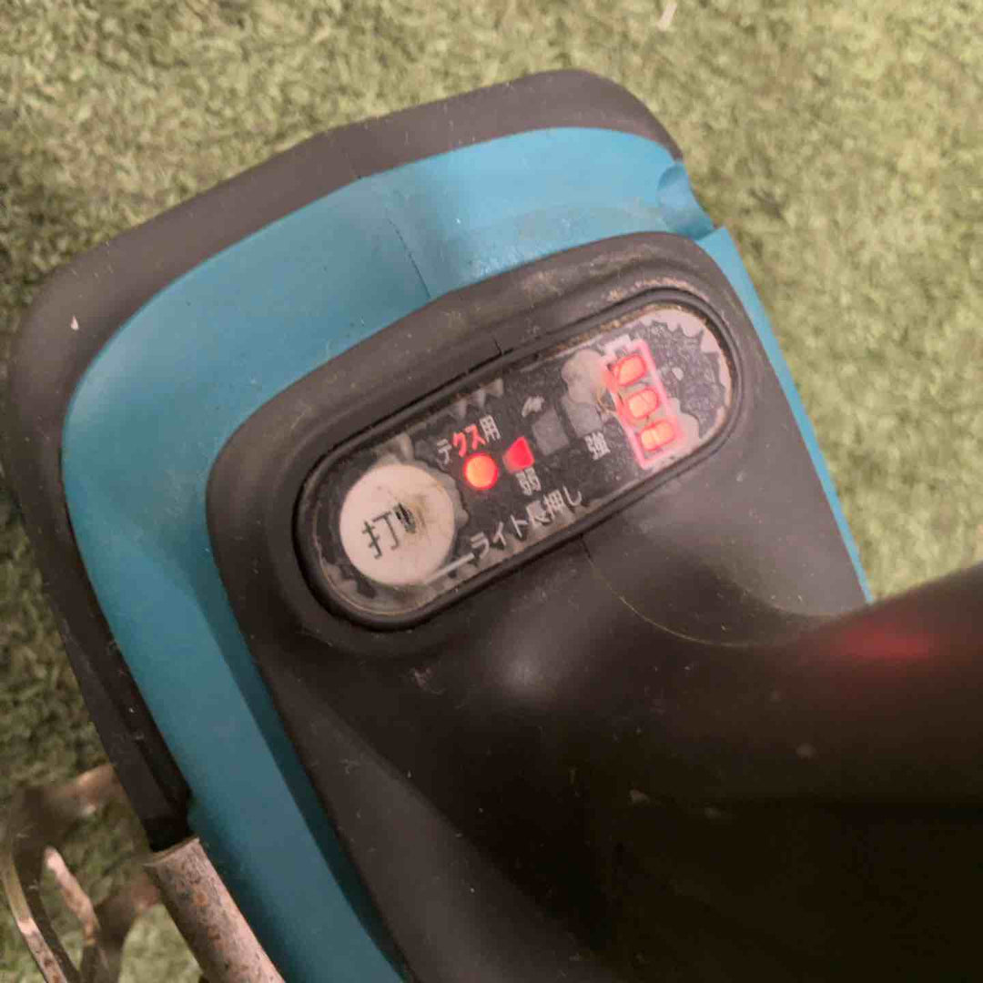 ★マキタ(makita) コードレスインパクトドライバー TD137DRFX 14.4V 動作確認済【川口店】