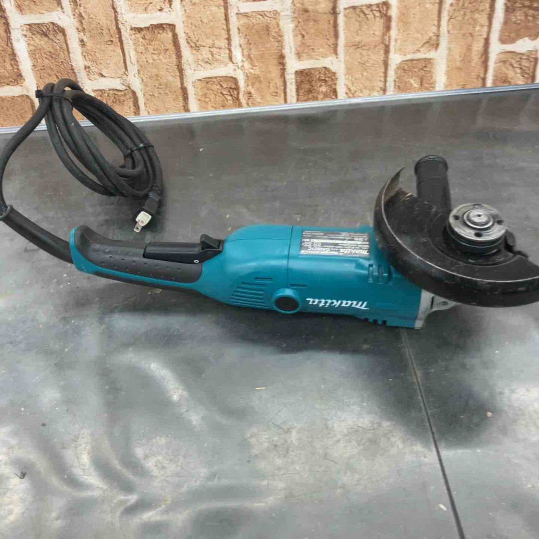 ☆マキタ(makita) 150mm電子ディスクグラインダ GA6021C【所沢店】
