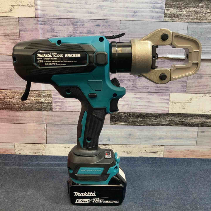 【未使用品】マキタ makita ケーブルカッタ付 18V コードレス圧着機 TC300DRG フルセット【八潮店】