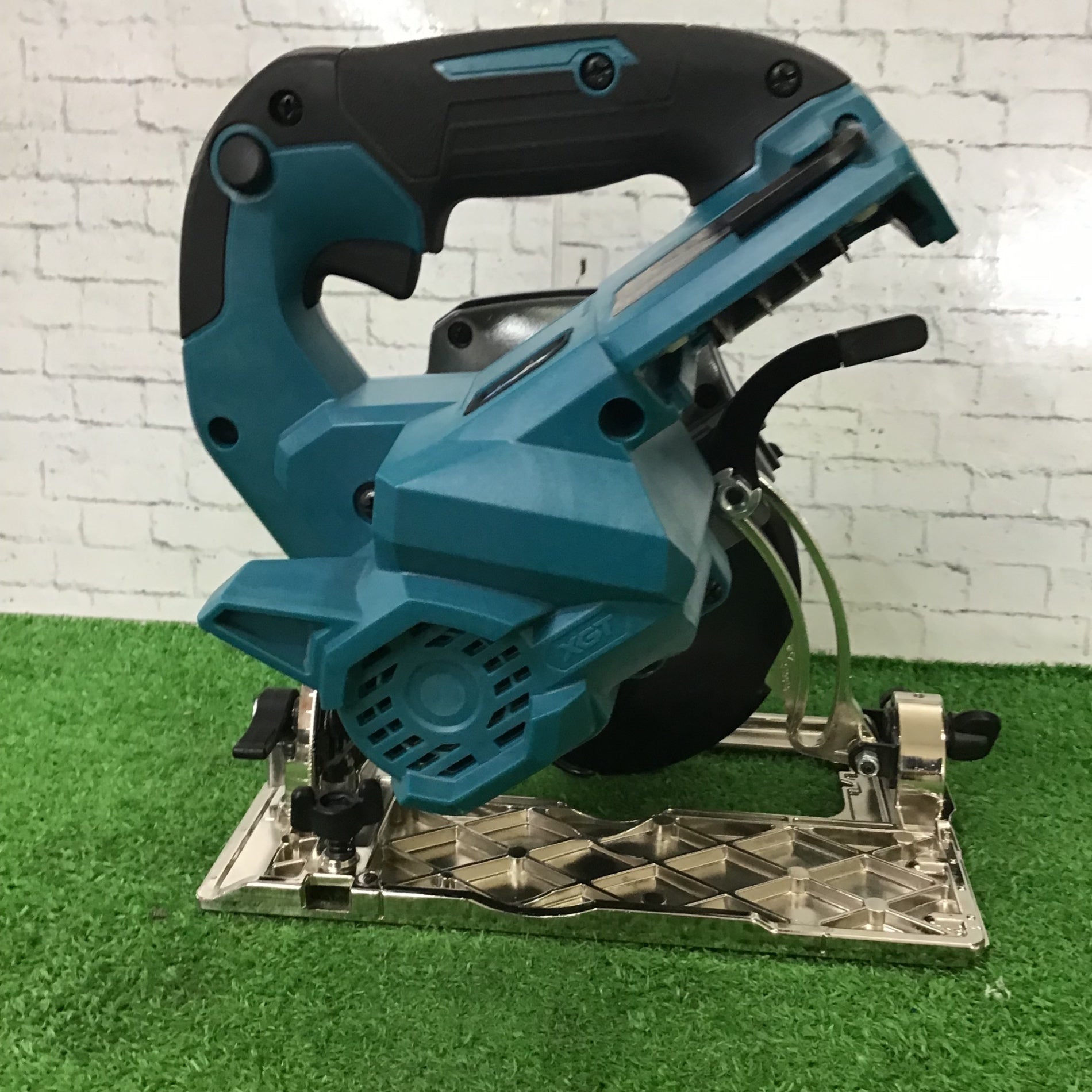 ★マキタ(makita) コードレスマルノコ HS005GZ【町田店】 ☆マキタ(makita) コードレスマルノコ HS005GZ【町田店