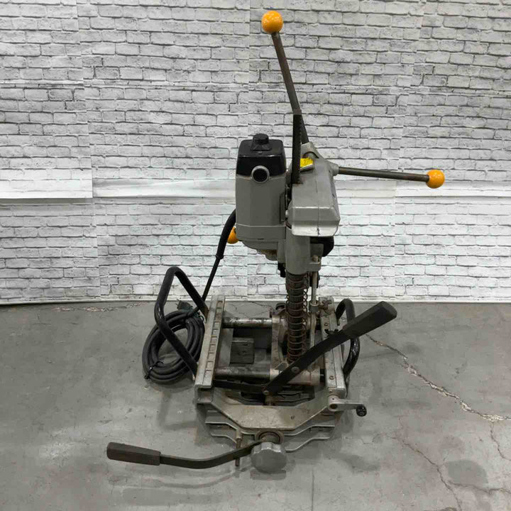 マキタ(makita) 手動角ノミ 最大切込深さ161mm 7305【川口店】