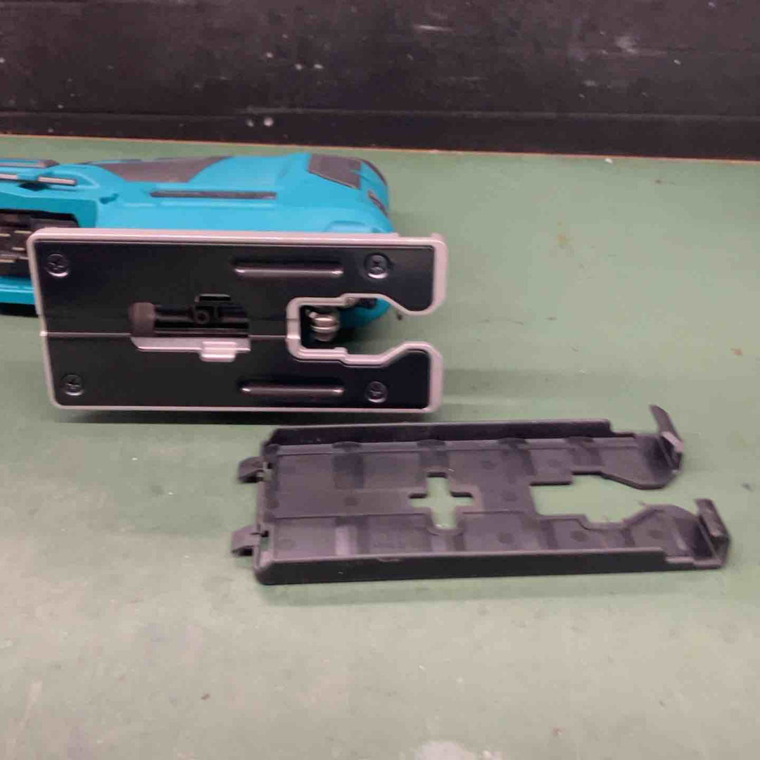 ◇マキタ(makita) コードレスジグソー JV103DZ (本体のみ)【戸田店】