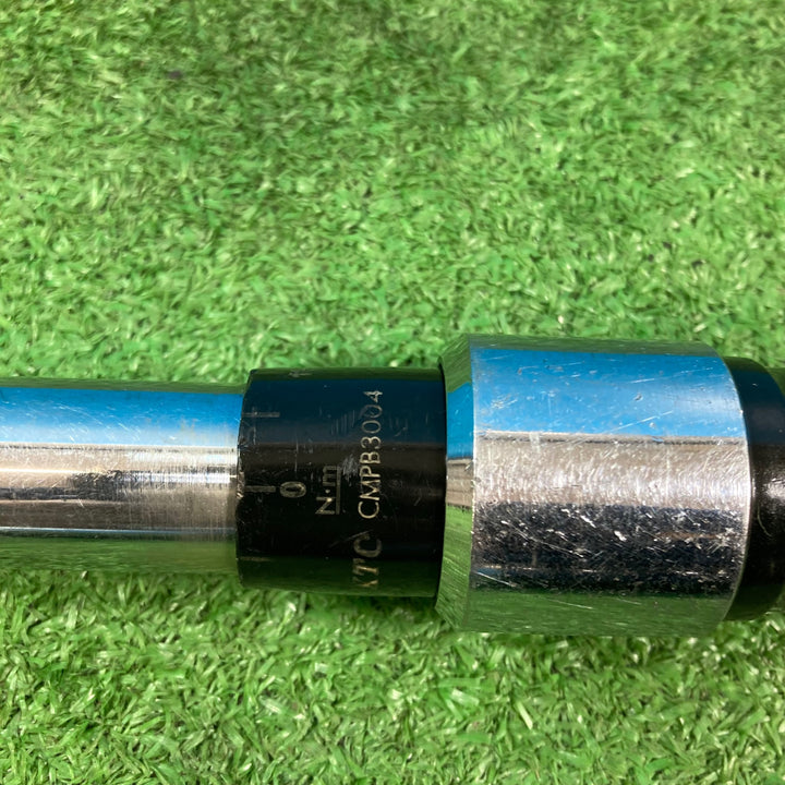 【中古品】KTC(ケーテーシー) プレセット型 トルクレンチ 60~300N・m CMPB3004・CMPB1003 2個セット【岩槻店】